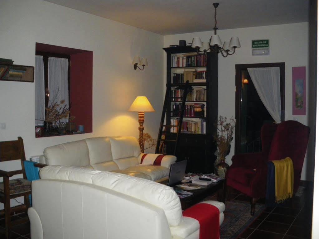 Casa Rural El Linaje De Los Cinco Sombreros Gallegos De San Vicente Extérieur photo