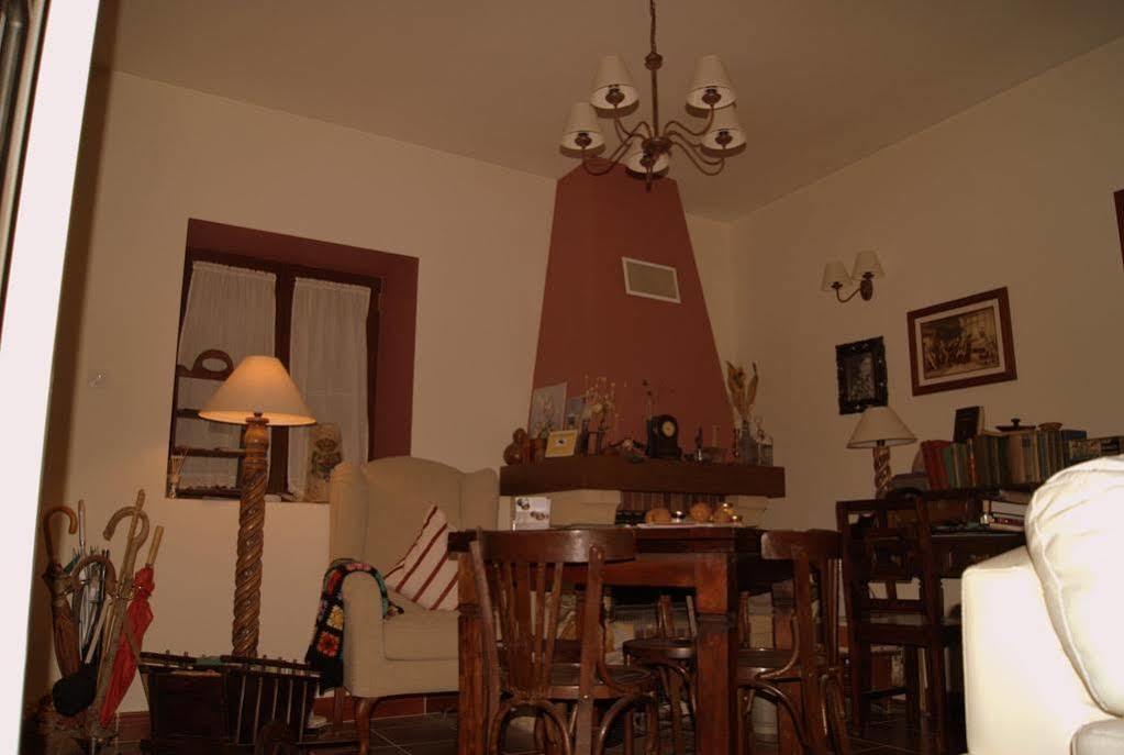 Casa Rural El Linaje De Los Cinco Sombreros Gallegos De San Vicente Extérieur photo